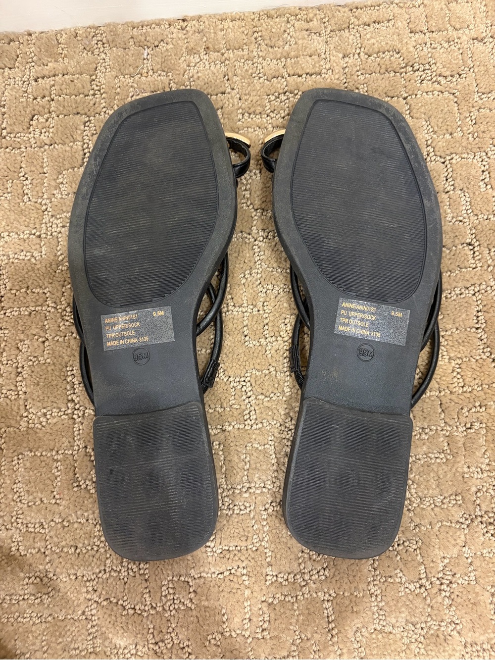 Steve Madden Black Strappy Slide Sandals with Gold Accent Size 9.5 - Picture 2 of 2